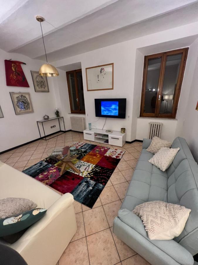 Bella Ciao House Apartment เปรูจา ภายนอก รูปภาพ