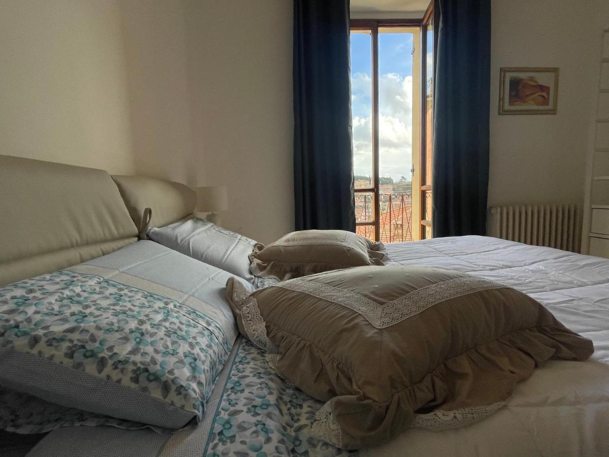 Bella Ciao House Apartment เปรูจา ภายนอก รูปภาพ